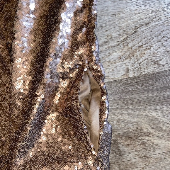 NWT Gold Sequin Scoop Neck Short Casual Dress with pockets size M - Picture 7 of 12